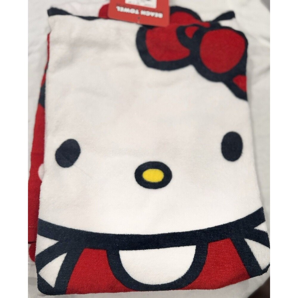 Hello Kitty Vacation Beach Towel for Children - Picture 6 of 9